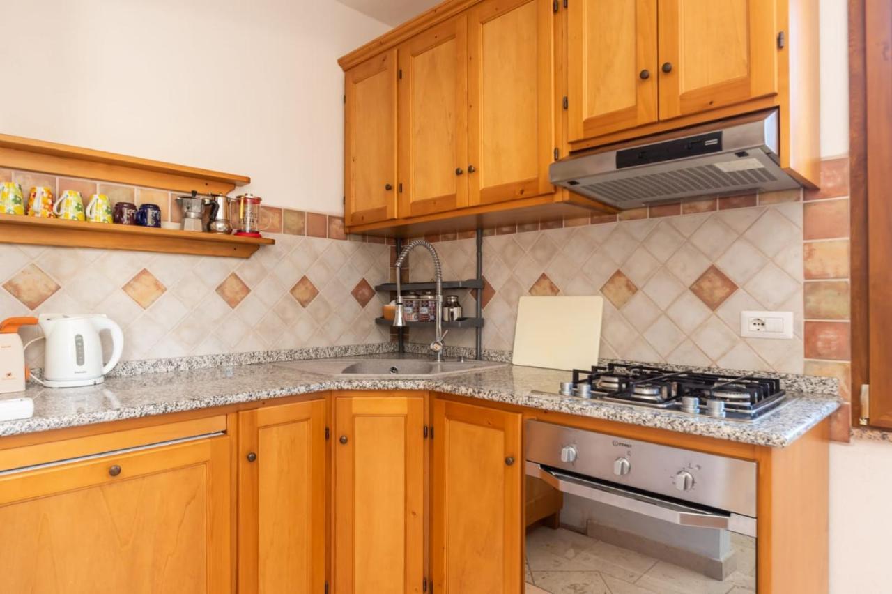 Casa Su Rimediu Villa Орозеи Екстериор снимка