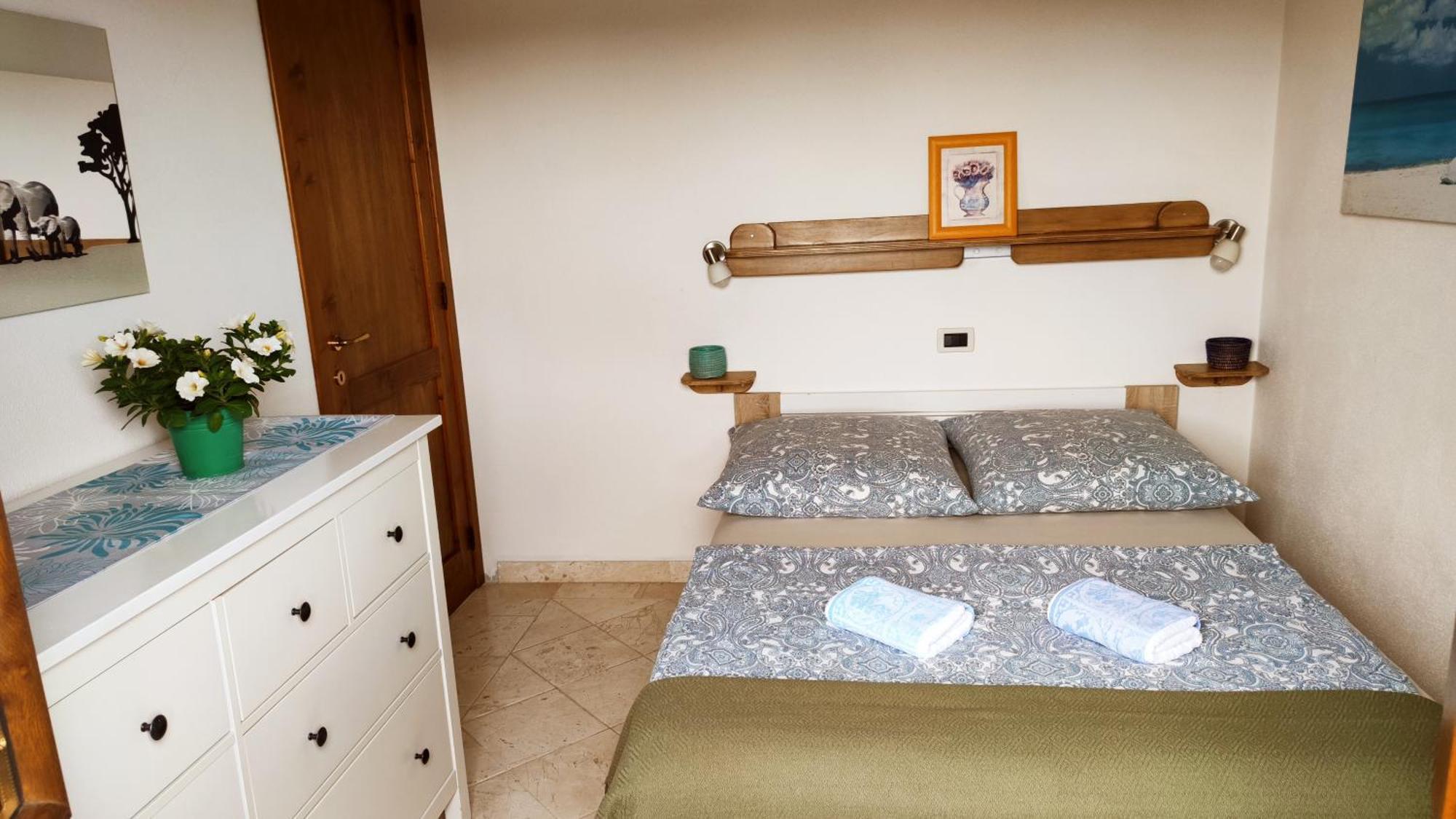 Casa Su Rimediu Villa Орозеи Екстериор снимка